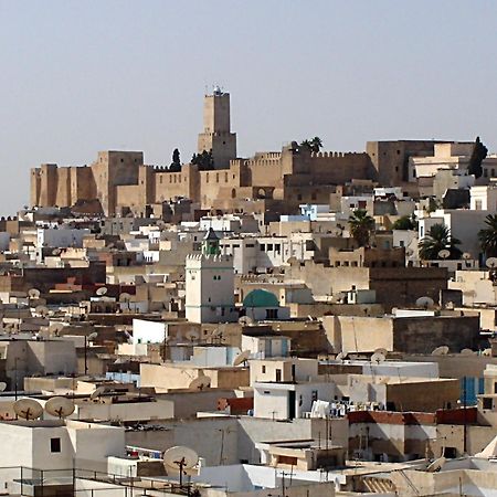 Tiziri Hotel Sousse Buitenkant foto